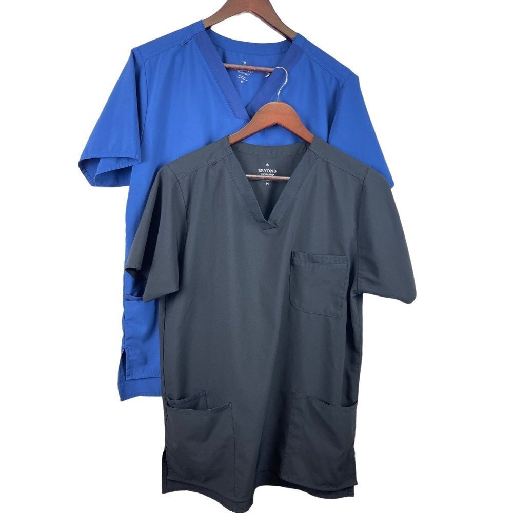 Beyond Scrubs Lot of Two Black Blue Short Sleeve V-Neck Size Medium